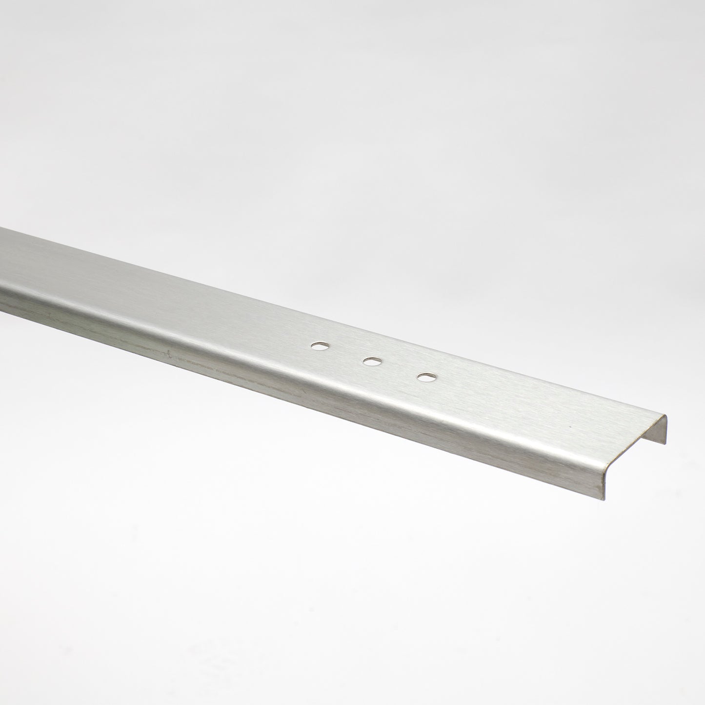 Detailfoto Montageschiene für Gabionenkorbmontage