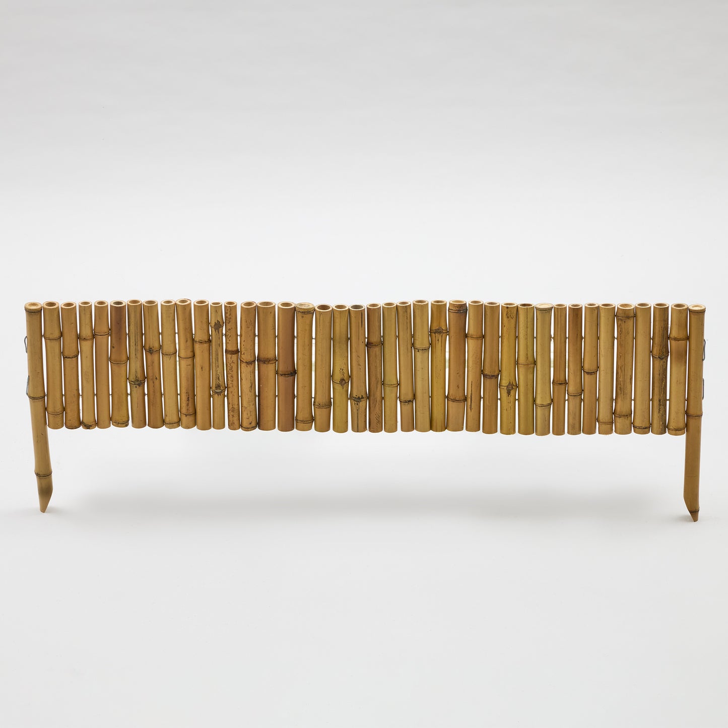 Flexible Beeteinfassung "Cendani" mit Erdspießen