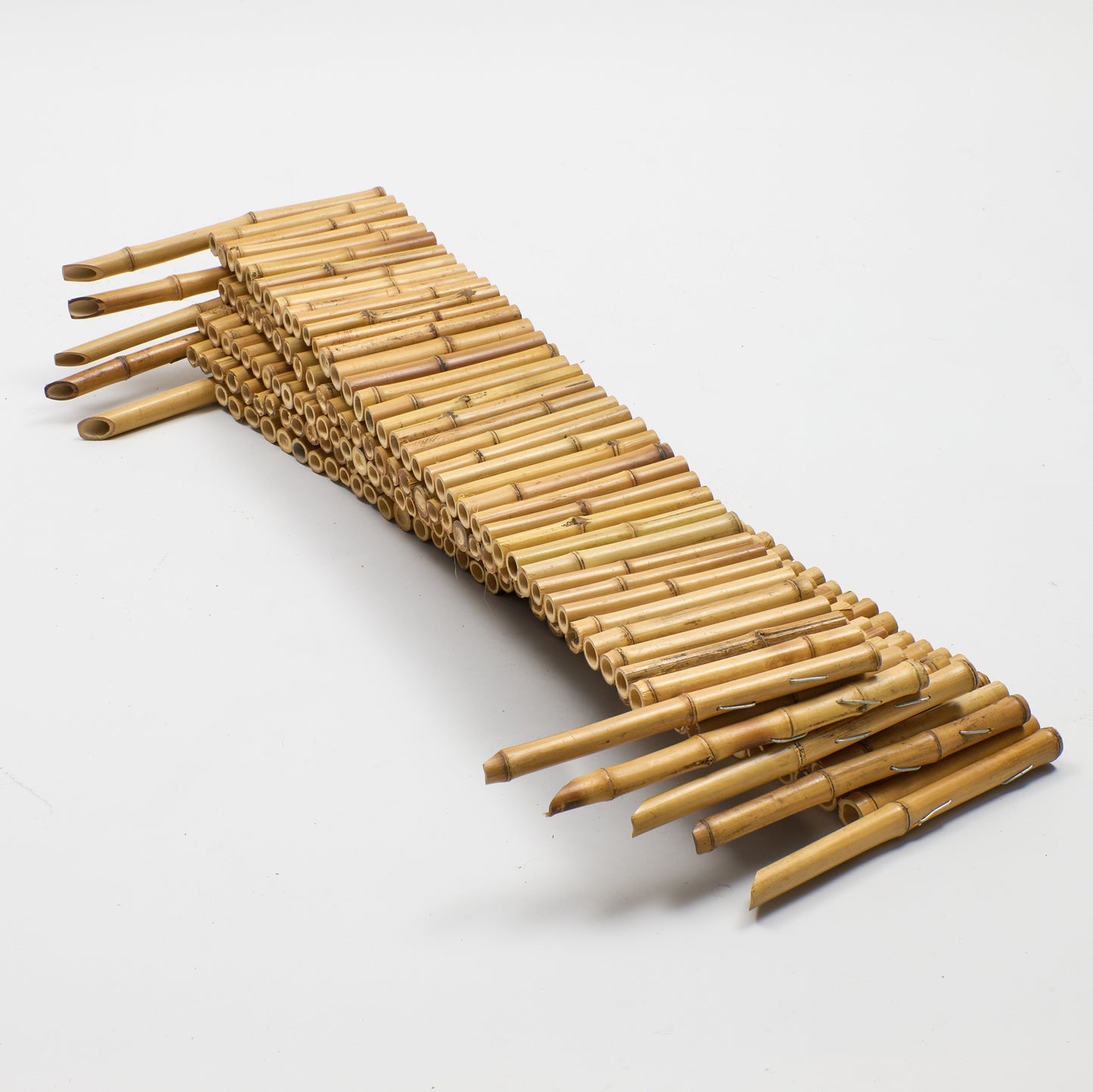 Flexible Beeteinfassung "Cendani" mit Erdspießen