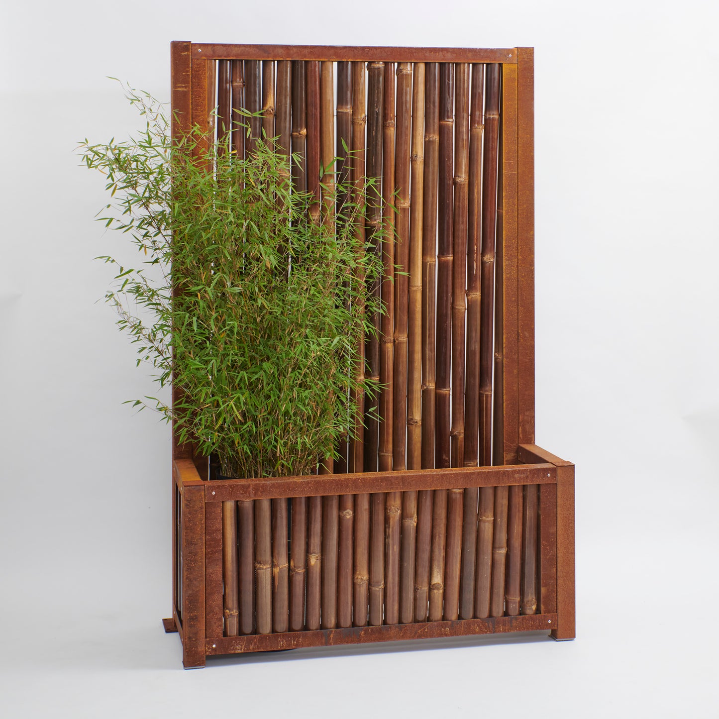 Hochbeet mit Sichtschutz - Cortenstahl mit dunklem Bambus als Füllung (verschiedene Größen)